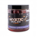 Magic Wolf MYSTIC Boilies v dipu 160g 20mm Švestka / Chilli